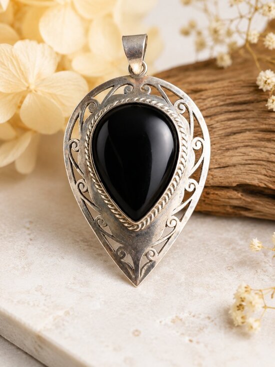 Unknown Designer Jewelry - Vintage Sterling Silver Black Teardrop Filigree Pendant